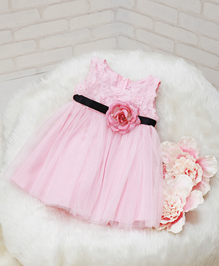 ピンクのドレス