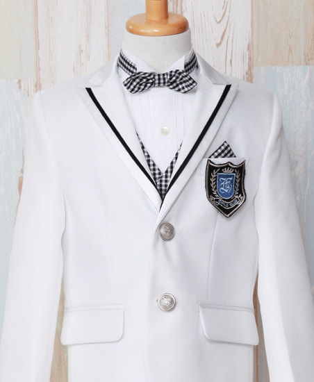 白のタキシード