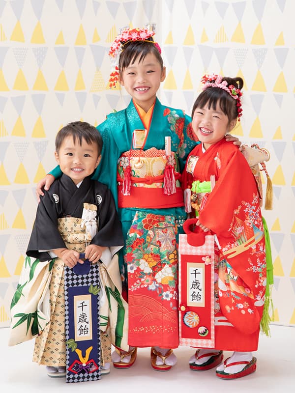 七五三三人兄弟